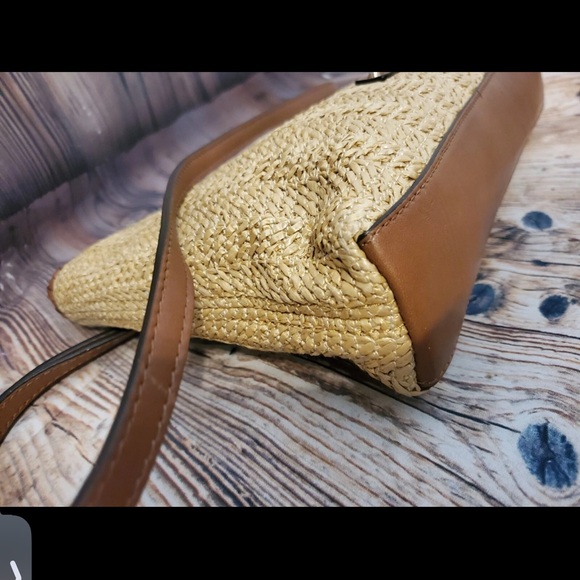 Michael Kors Rosalie Large Clutch/Crossbody - Picture 8 of 9